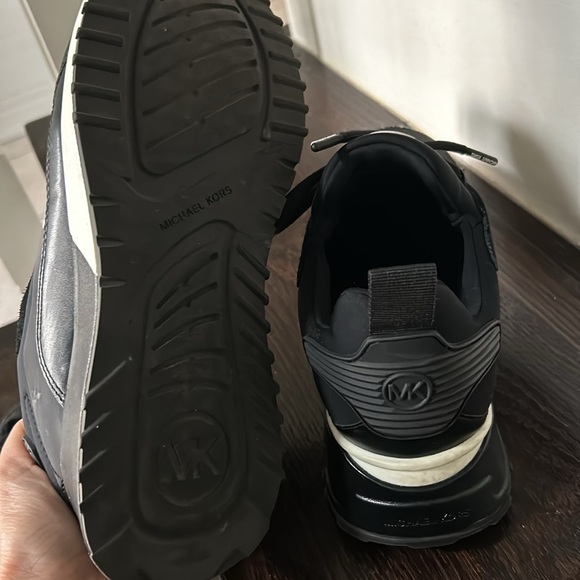 Michael Kors Theo Sport Platform Sneaker🤩 - Picture 7 of 9